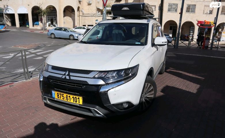 מיצובישי אאוטלנדר