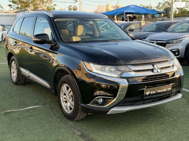 מיצובישי אאוטלנדר