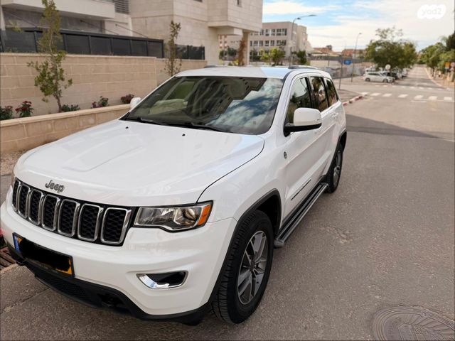 מודעת רכב ג'יפ גרנד צ'ירוקי