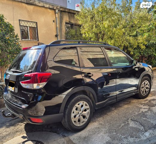 סובארו פורסטר