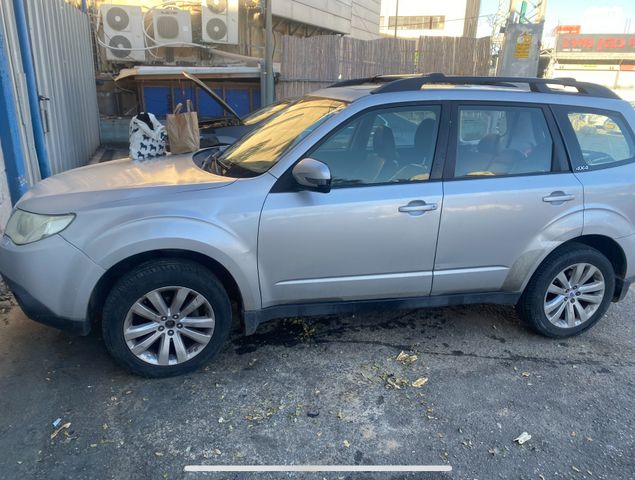 מודעת רכב סובארו פורסטר