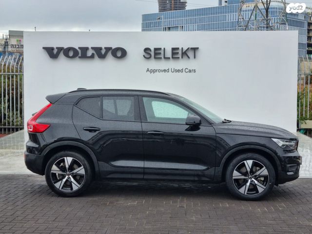 וולוו XC40