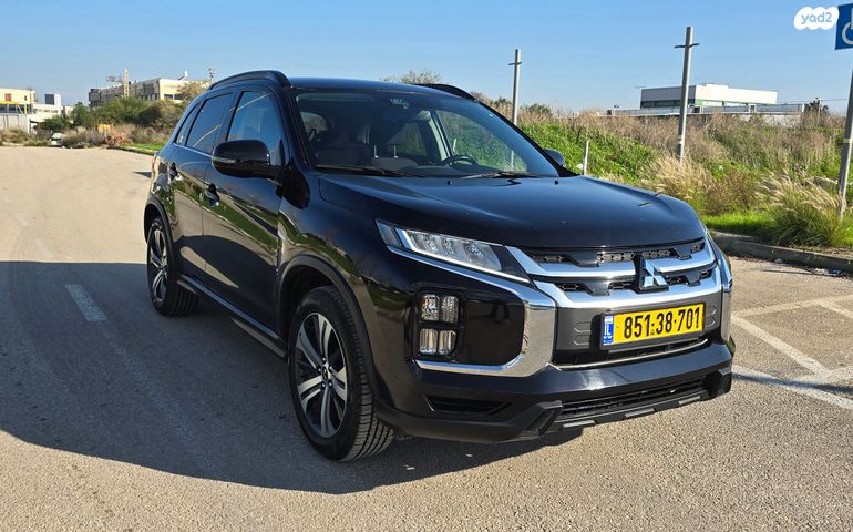 מודעת רכב מיצובישי ASX