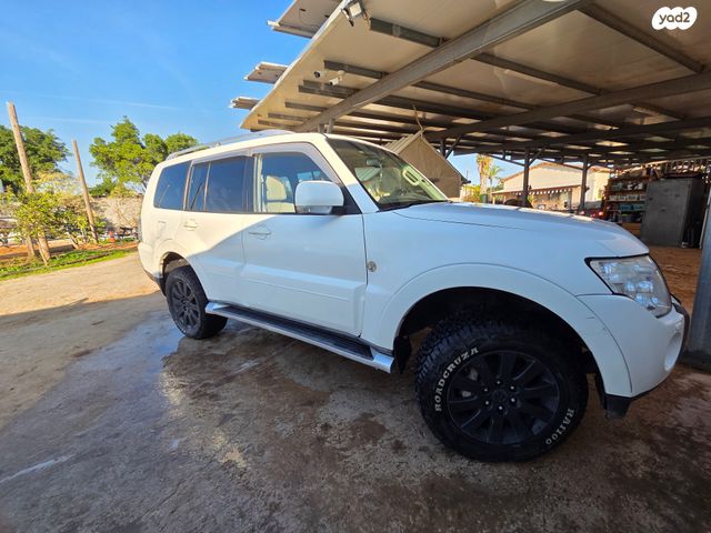 מיצובישי פג'רו