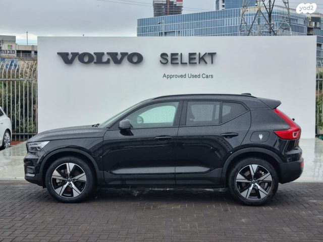 וולוו XC40