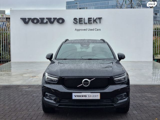 וולוו XC40