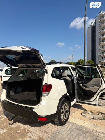 סובארו פורסטר