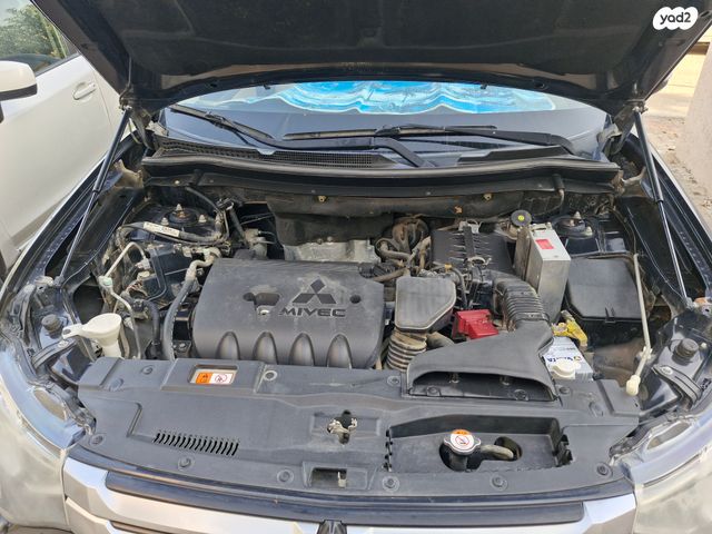 מיצובישי אאוטלנדר