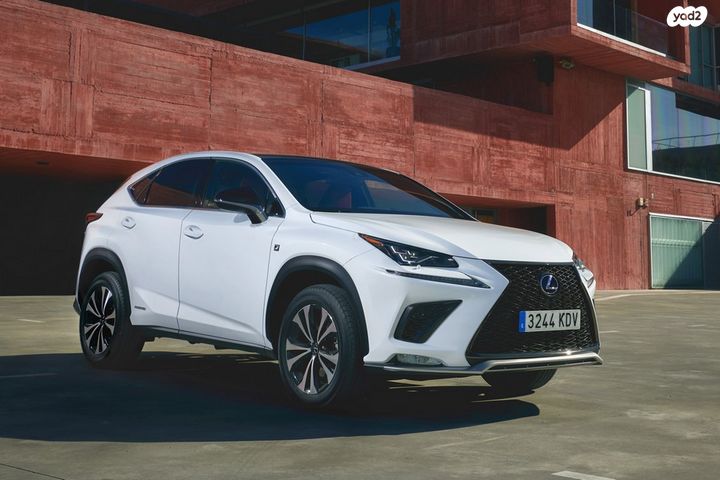 מודעת רכב לקסוס NX