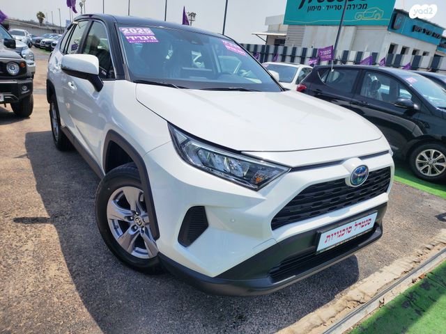 מודעת רכב טויוטה RAV4 1