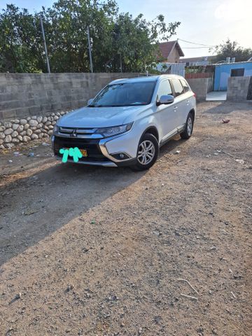 מודעת רכב מיצובישי אאוטלנדר