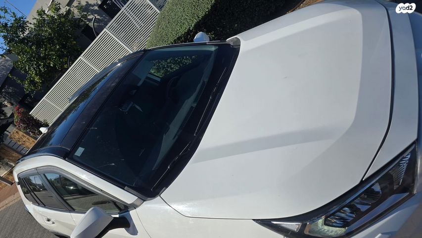 מודעת רכב טויוטה RAV4