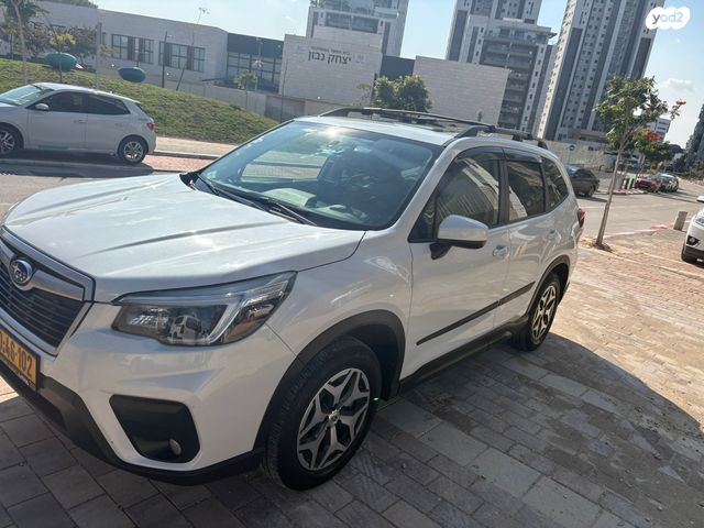 סובארו פורסטר