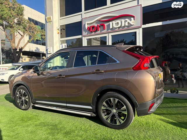 מיצובישי אקליפס קרוס