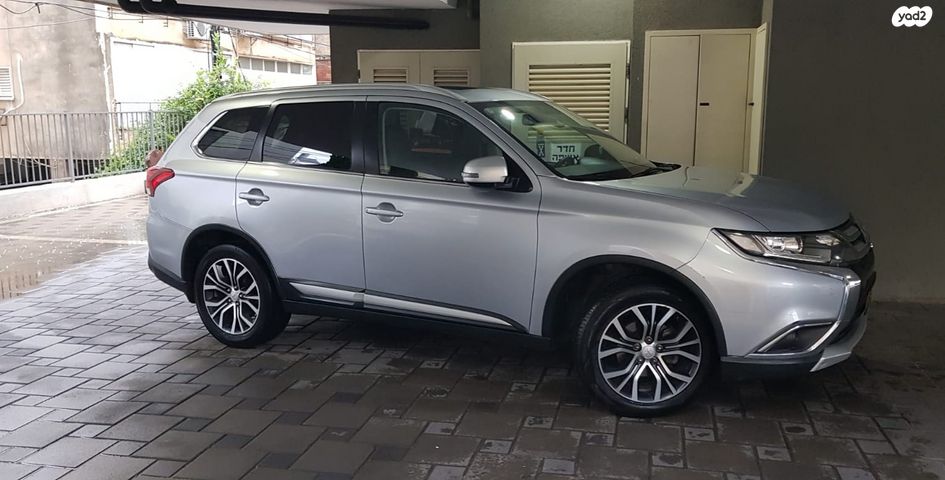 מודעת רכב מיצובישי אאוטלנדר