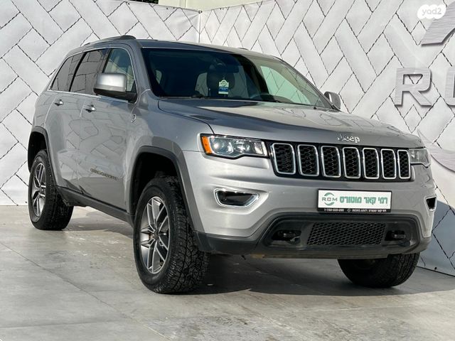 מודעת רכב ג'יפ גרנד צ'ירוקי