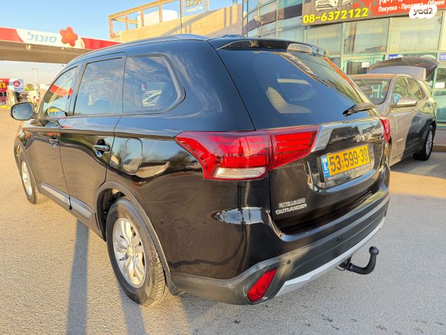 מיצובישי אאוטלנדר