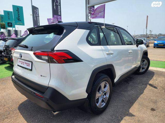 מודעת רכב טויוטה RAV4 2