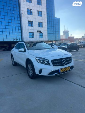 מודעת רכב מרצדס-בנץ GLA