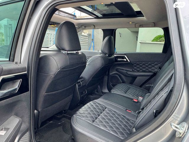 מיצובישי אאוטלנדר