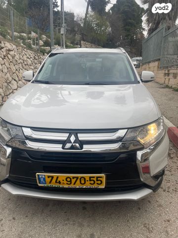 מיצובישי אאוטלנדר