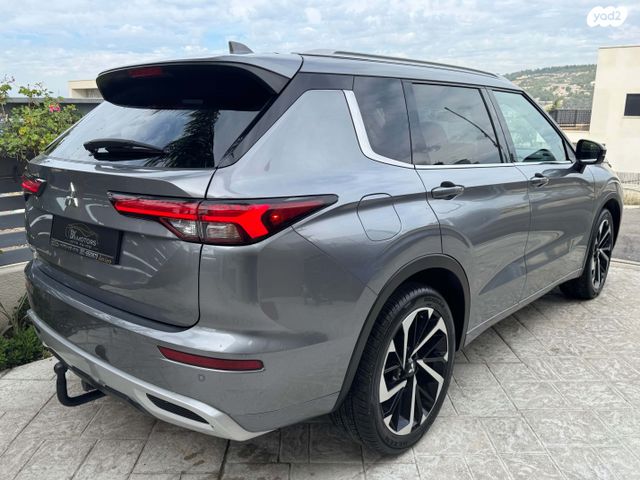 מיצובישי אאוטלנדר