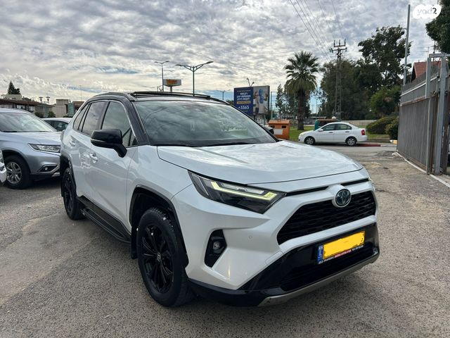 מודעת רכב טויוטה RAV4