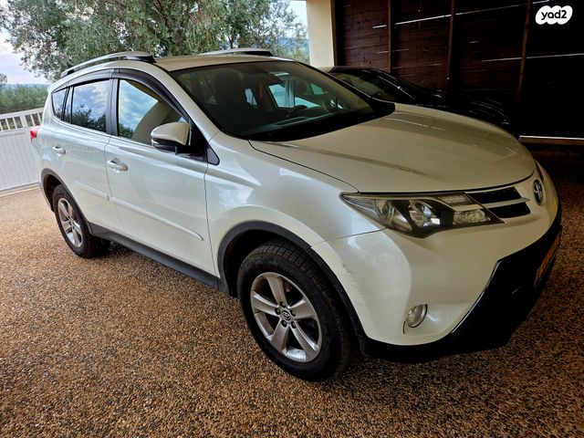 מודעת רכב טויוטה RAV4