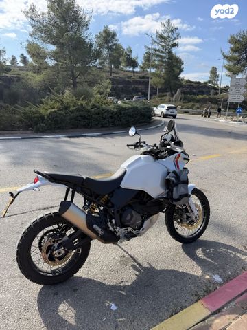 מודעת רכב דוקאטי Desert X 