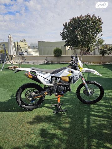 מודעת רכב הוסקוורנה FE350