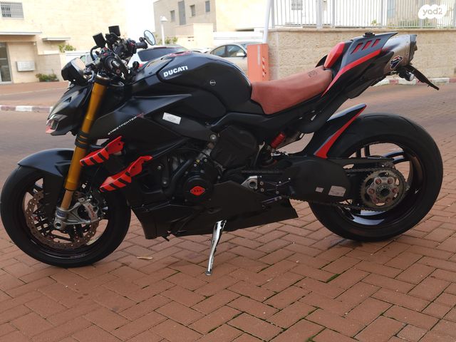 מודעת רכב דוקאטי סטריטפייטר V4