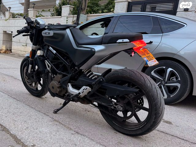 הוסקוורנה SVARTPILEN 401