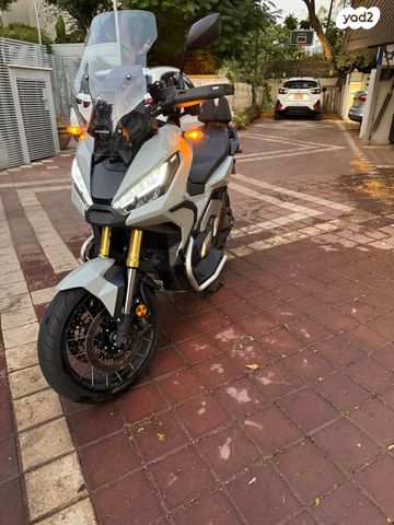 הונדה X-ADV750