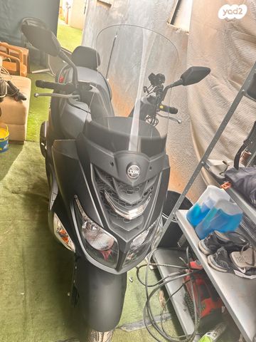 מודעת רכב סאן יאנג ג'וי רייד 200