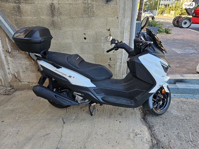 סאן יאנג ג'וי-מקס Z-250