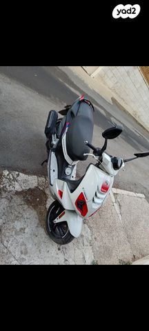 מודעת רכב פיג'ו ספידפייט/3 125