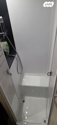 ממונע אוטוקראוון