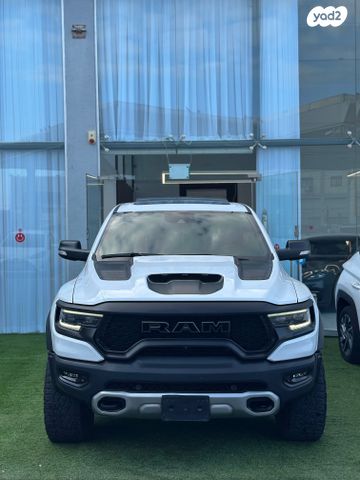 מודעת רכב דודג'