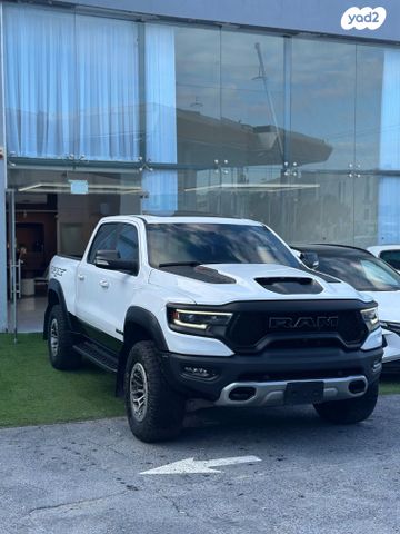 מודעת רכב דודג' 1