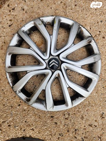 feedItemObj.data.row_1