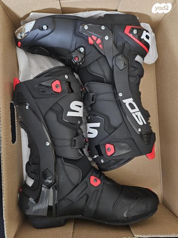 feedItemObj.data.row_1