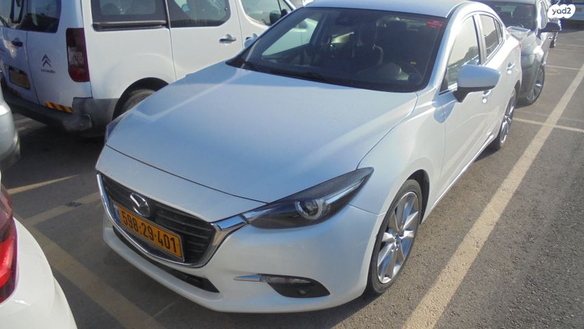 מודעת רכב מאזדה 3