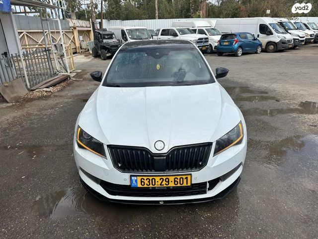 מודעת רכב סקודה סופרב