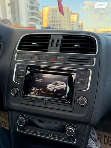 פולקסווגן פולו 