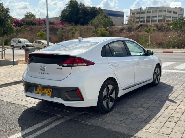 יונדאי איוניק