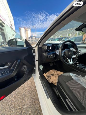 מרצדס-בנץ CLA