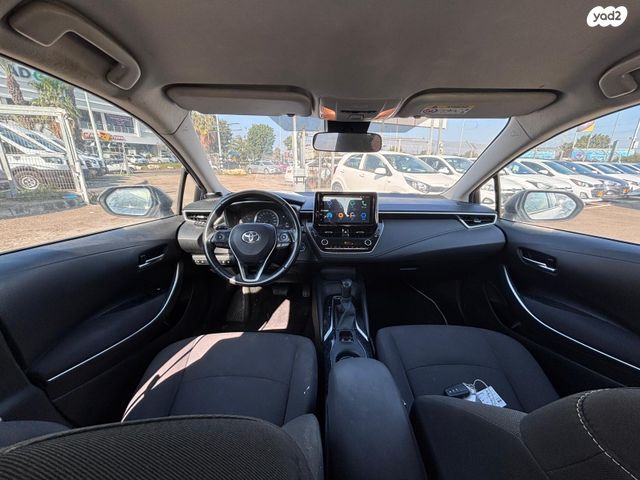 טויוטה קורולה