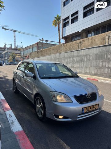 טויוטה קורולה