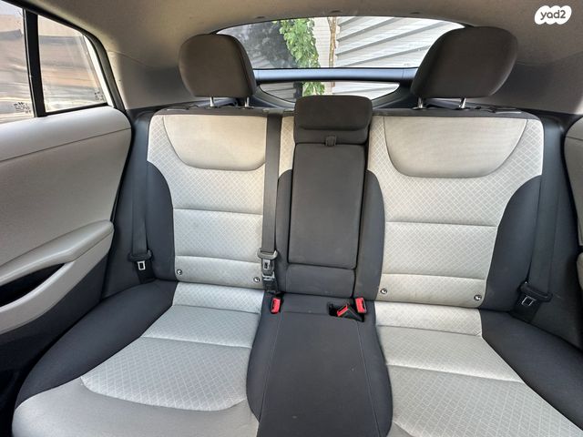 יונדאי איוניק