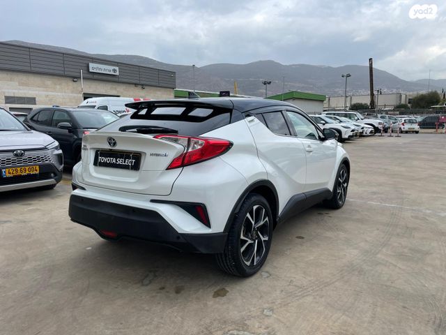 טויוטה C-HR